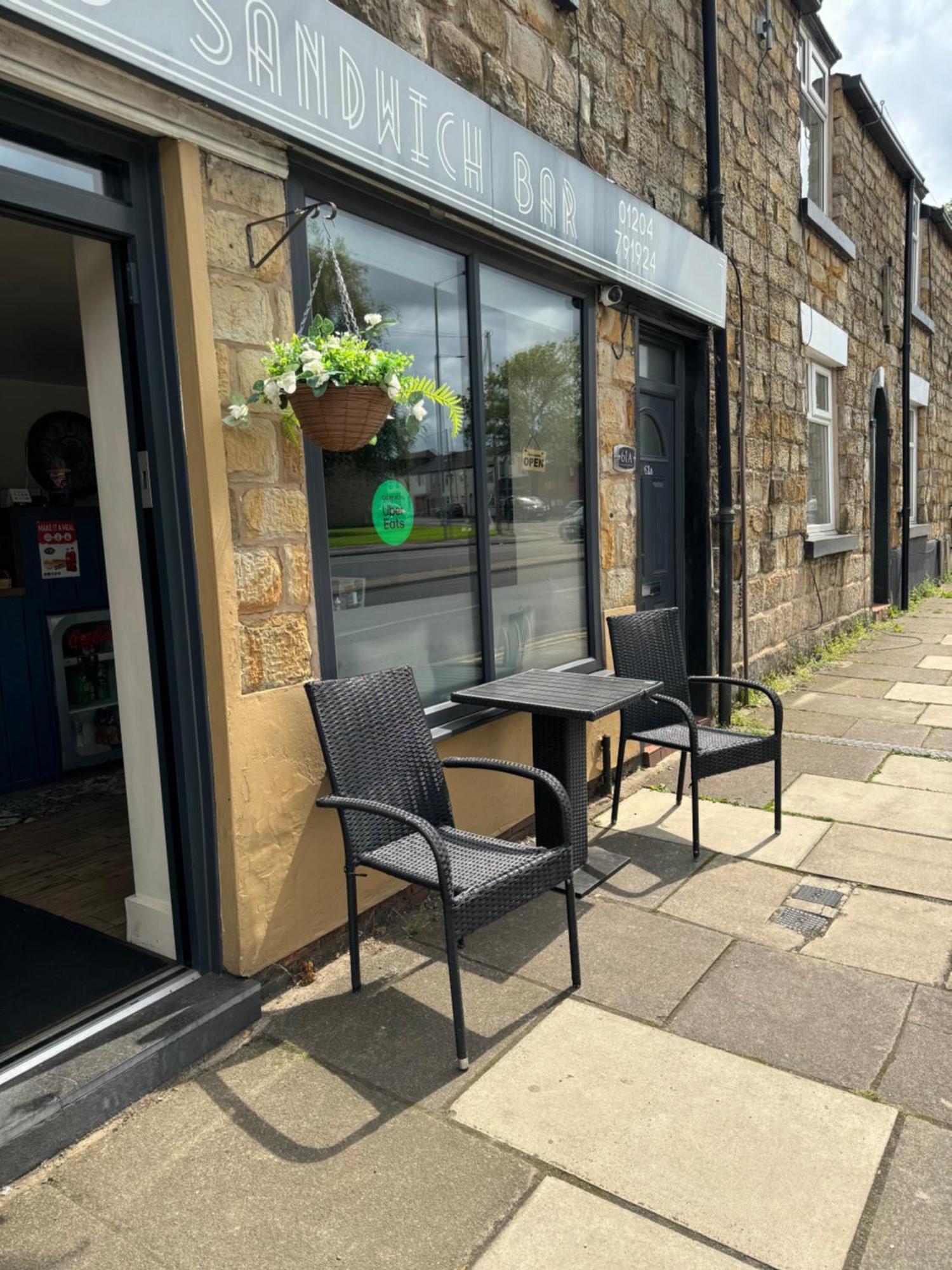 The Greens Apartment Farnworth Exterior foto